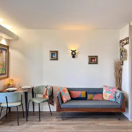 Guethary, 2 Pieces, 2 Personnes - Fr-1-384-787 *